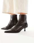 [ALDO] ALDO Emmalie kitten heeled ankle boots in brown leather 40 BROWN