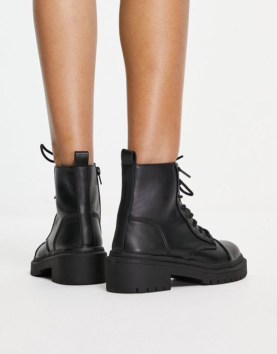 https://images.asos-media.com/products/aldo-goer-lace-up-boots-in-black/200404430-2?$n_550w$&wid=550&fit=constrain