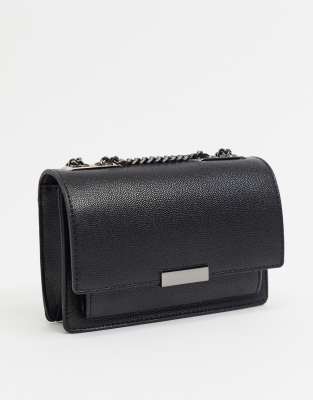 black cross body bag with chain strap