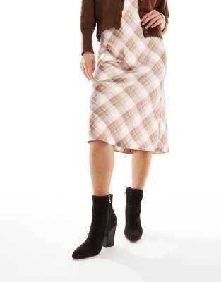 Aldo Karinaa Heeled High Ankle Boots In Brown
