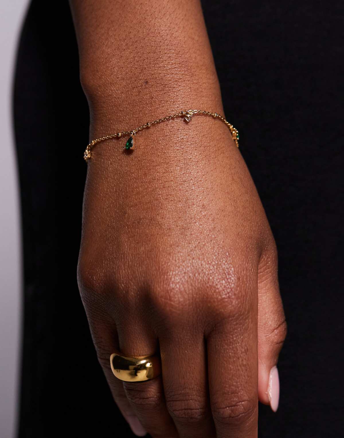 ALDO leassi dainty chain bracelet with green charm in gold plated