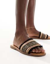 Nike Air Max Isla sandals in black | ASOS Nike Air Max Isla sandals in black | ASOS