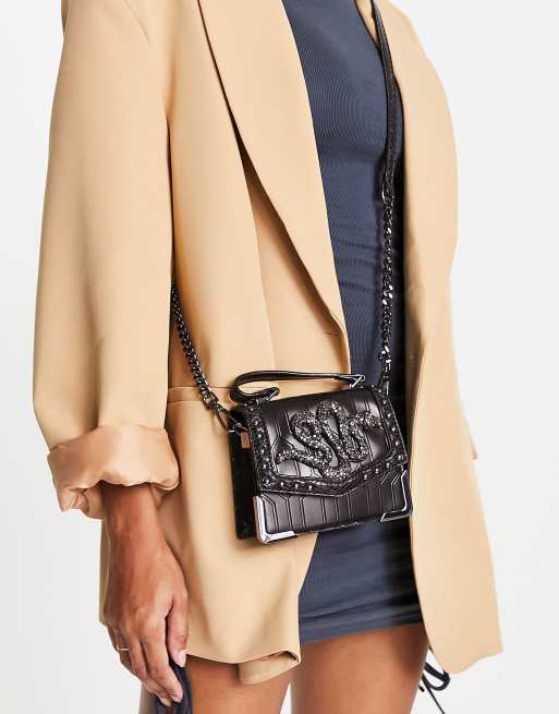 Snake Embellished Shoulder Bag In Black