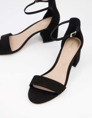 sandales à talons carrés
