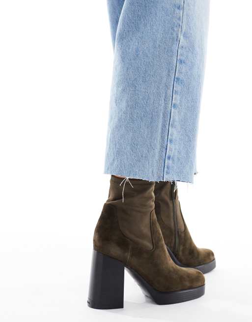 ALDO - Seraphica - Enkelhoge sock boots met blokhak in bruin leer, 2 van 4