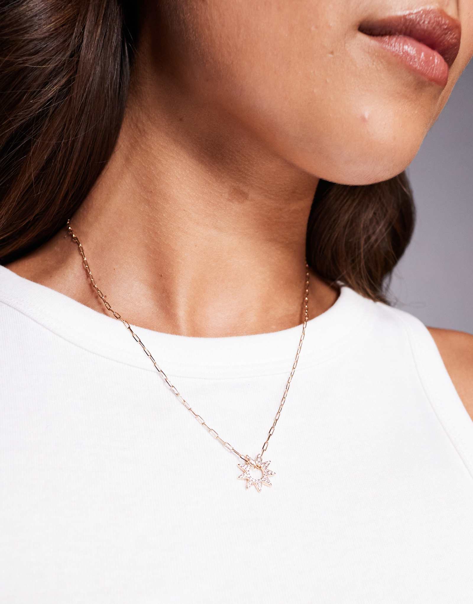 Колье-цепочка ALDO sunburst pave sun золотого оттенка