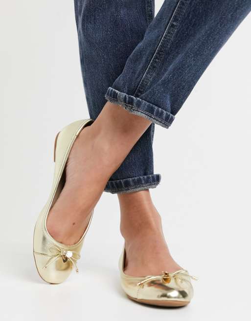 Aldo hot sale gold flats