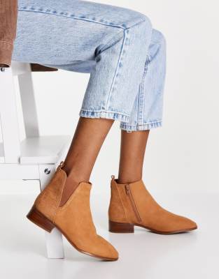 ALDO Torwenflex leather chelsea boots in tan-Brown