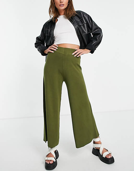 Women Aligne knitted culottes co-ord in khaki 