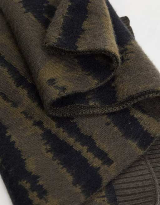 Camo Jacquard Scarf