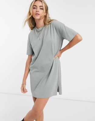 grey tshirt dress