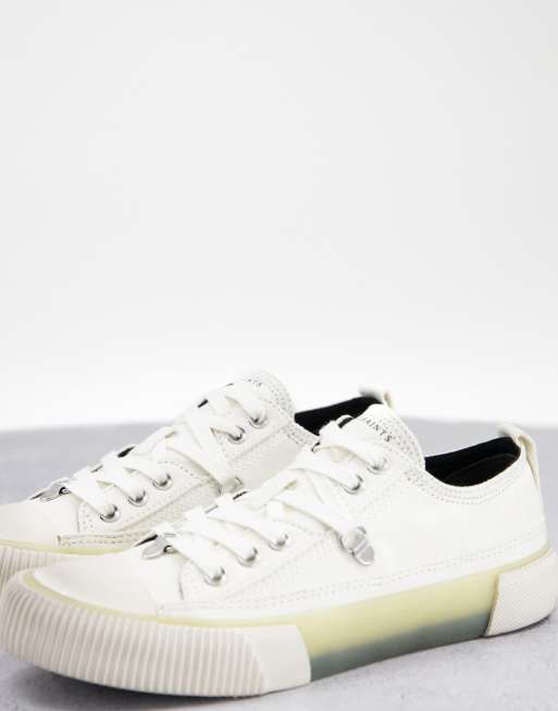 All Saints – Jazmin – Niedrige Schnürsneaker aus Canvas in gebrochenem Weiß