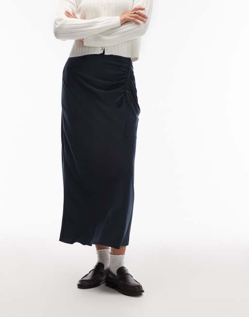 AllSaints - Alexia - Jupe longueur mollet en satin à fronces - Bleu marine, 3 de 5
