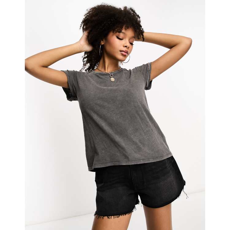 washed black t shirt womens