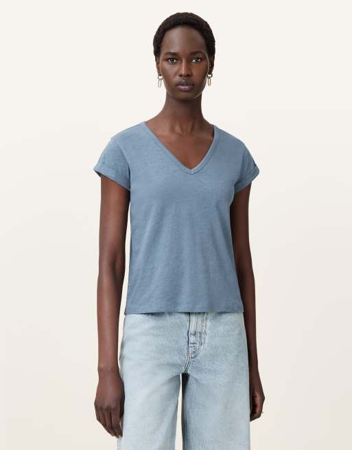 AllSaints – Anna – T-Shirt in Feuersteinblau mit V-Ausschnitt