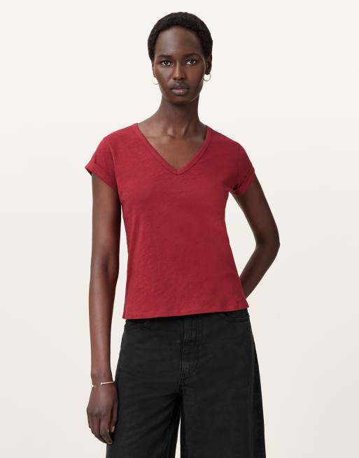 AllSaints – Anna – T-Shirt in gebranntem Ziegelrot mit V-Ausschnitt