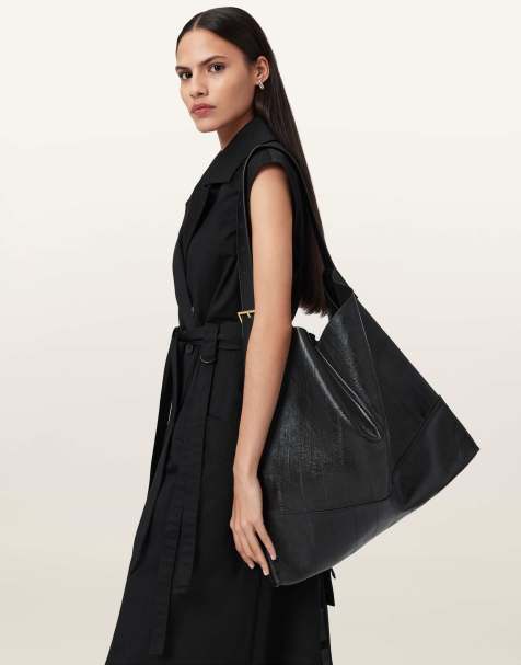 AllSaints – Asha – Eel-Schultertasche in Schwarz - view 1