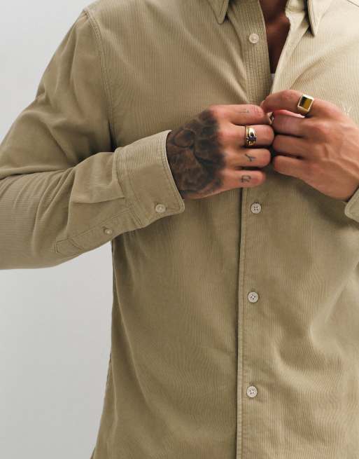 AllSaints Birchwood langærmet logo-cordskjorte i beige, 3 af 5