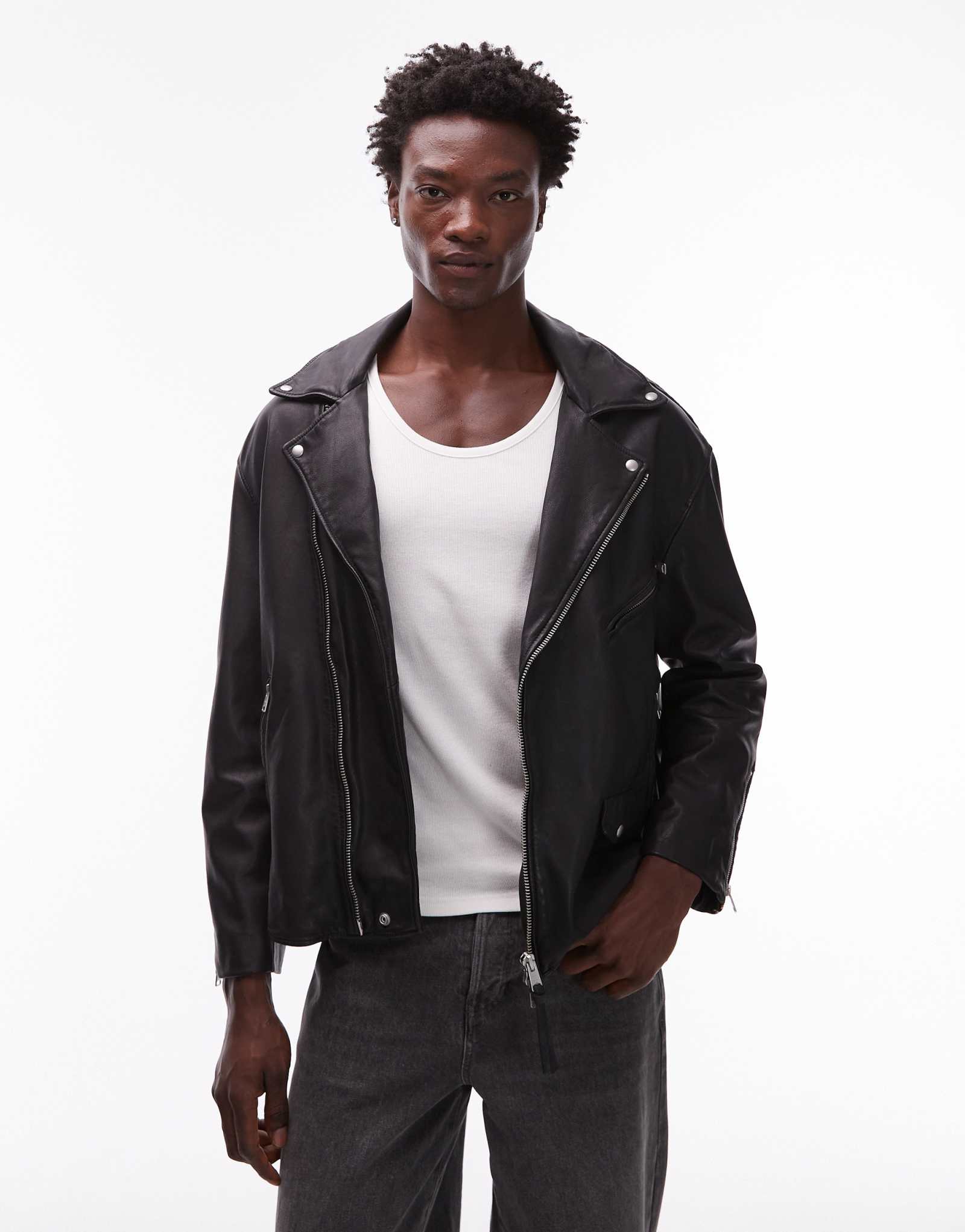 Кожаная куртка AllSaints Bradford черного цвета 