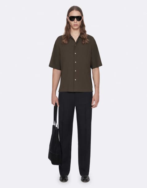AllSaints - camisa Archer de manga corta en verde oliva oscuro - view 1