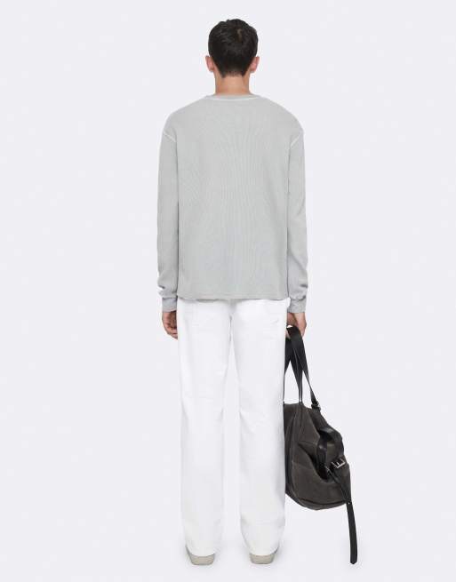 AllSaints - camiseta de manga larga con cuello redondo en gris piedra, 4 de 7