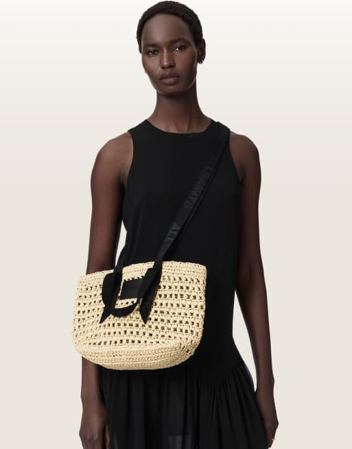 AllSaints - Celayne - Bolso de hombro blanco hueso con logo de malla entretejida de rafia, 3 de 4