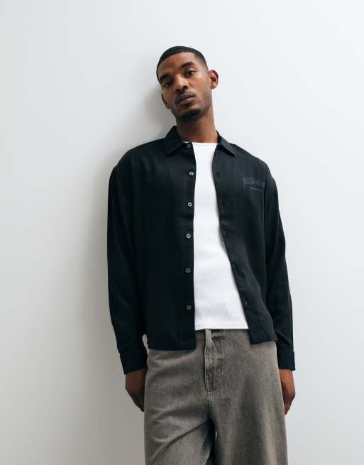 AllSaints chemise à logo graphique à manches longues avec imprimé au dos en noir, 3 de 5