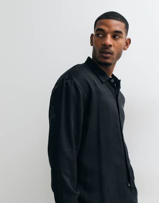 AllSaints chemise à logo graphique à manches longues avec imprimé au dos en noir, 5 de 5