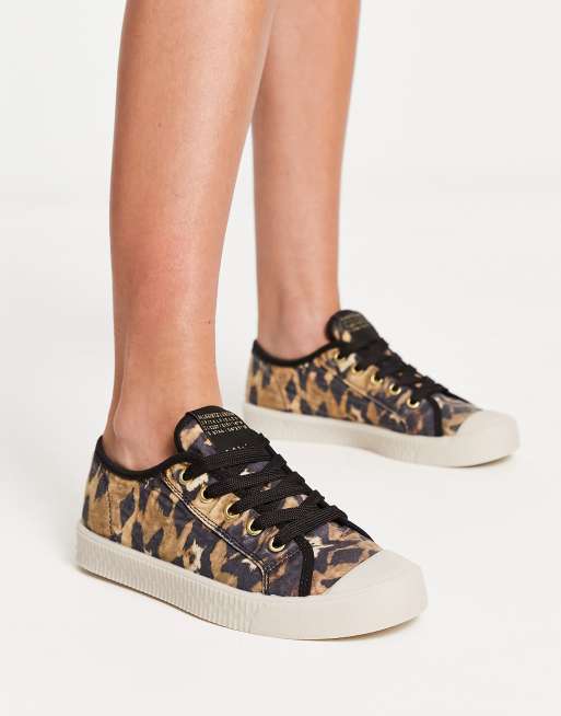 AllSaints Clemmy Celia Lichtgewicht sneakers met luipaardprint