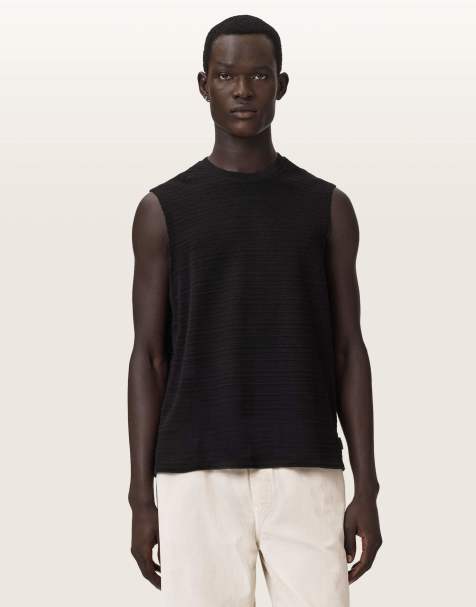 AllSaints – Cove – Kurzärmliges Oberteil in Tiefschwarz mit Rundhalsausschnitt - view 1