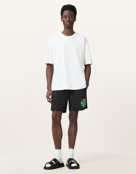 AllSaints – Distortion – Badeshorts in Tiefschwarz - view 1