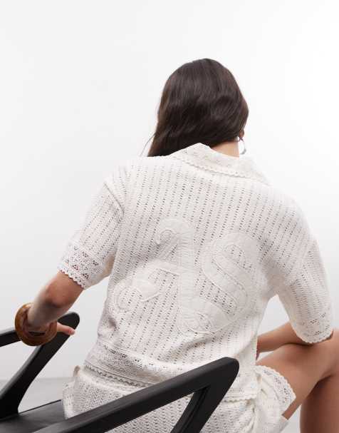 AllSaints – Elma – Biały szydełkowany top polo z krótkimi rękawami i logo na plecach, część zestawu - view 1