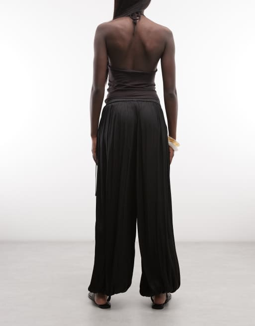 AllSaints Eshe tie detail pleated balloon trousers in black, 3 of 5