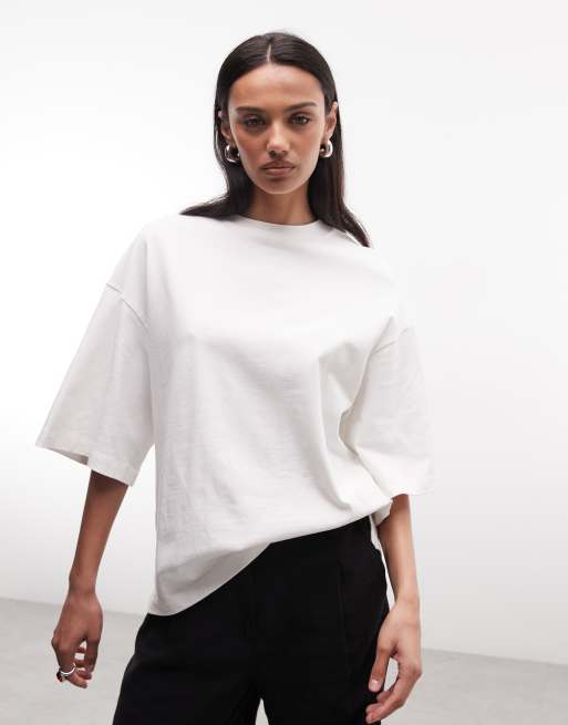 AllSaints – Esme Amelie – T-Shirt in Weiß mit Spitzendetail am Rücken, 3 von 4