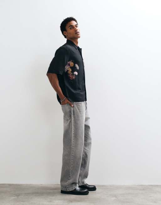AllSaints Fleur short sleeve floral printed shirt in black, 3 of 5
