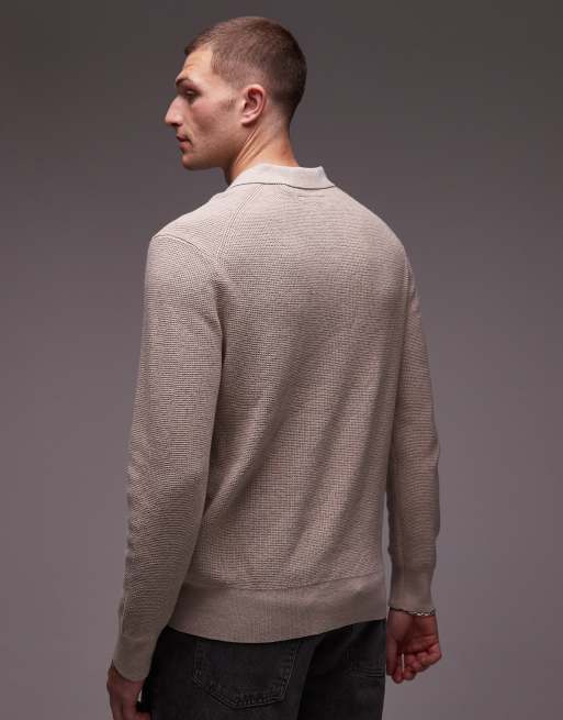 AllSaints - Gebreide polo met wafelstructuur in beige, 3 van 5