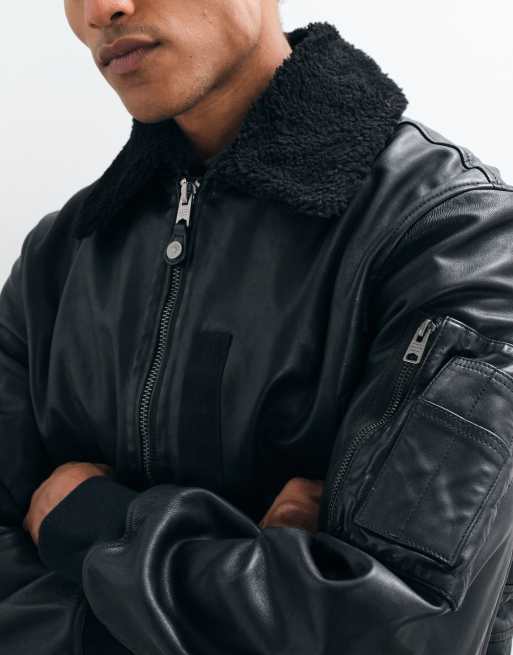 AllSaints giubbotto bomber da aviatore in pelle con colletto in pelliccia Darby nero, 3 di 5