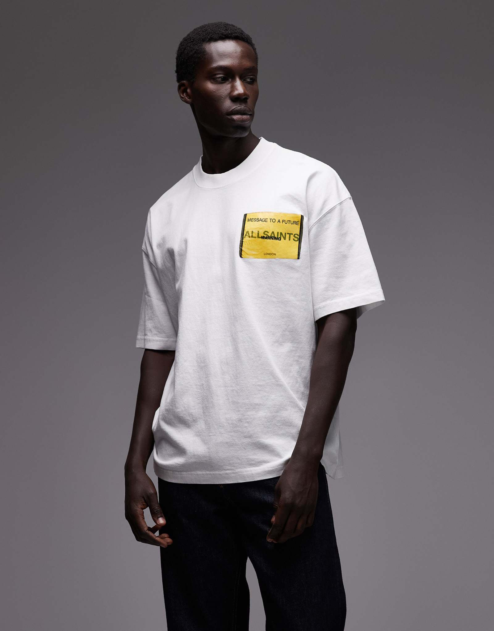 Футболка с рисунком AllSaints белого цвета