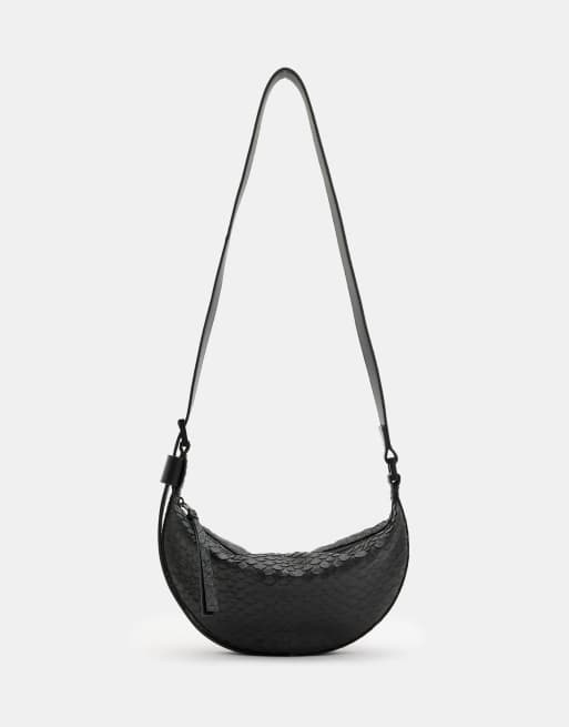 AllSaints – Halbmondförmige Umhängetasche in Schwarz mit Schlangenmuster, 2 von 6
