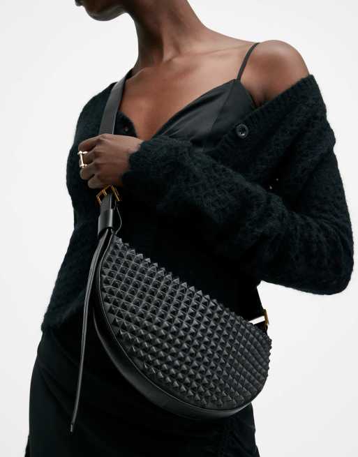 AllSaints - Halve maan crossbody tas met studs in zwart
