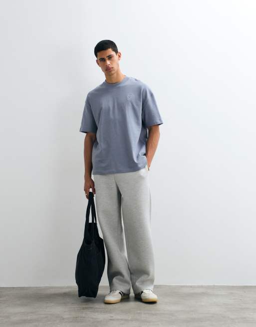 AllSaints Haven lille broderet brystlogo T-shirt i mørkeblå, 3 af 5