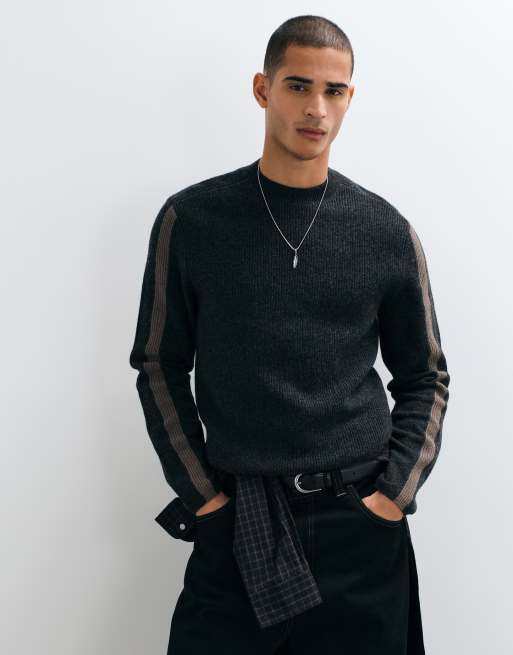 AllSaints Hawke Woll-Strickpullover mit Streifenärmeln in Anthrazitgrau, 2 von 5