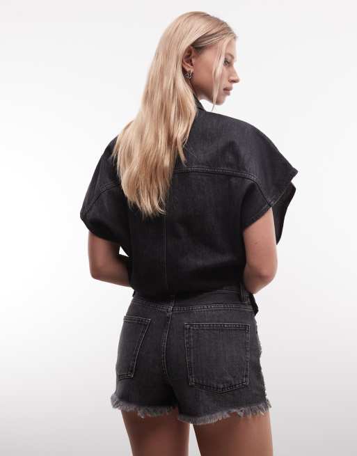 AllSaints – Heidi – Jeansshorts in verwaschenem Schwarz mit Nietendetail, Kombiteil, 5 von 5