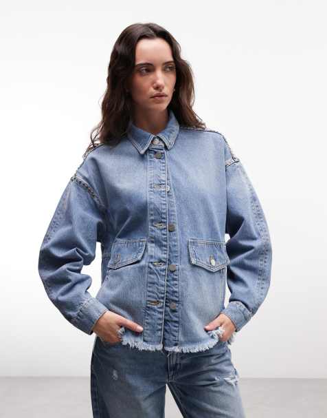 AllSaints – Hettie – Jeansjacke in indigoblauer Vintage-Waschung mit Nietenbesatz - view 1