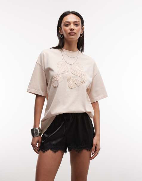 AllSaints - Insignia Etta - T-shirt met distressed logo en korte mouwen in roze wassing - view 1