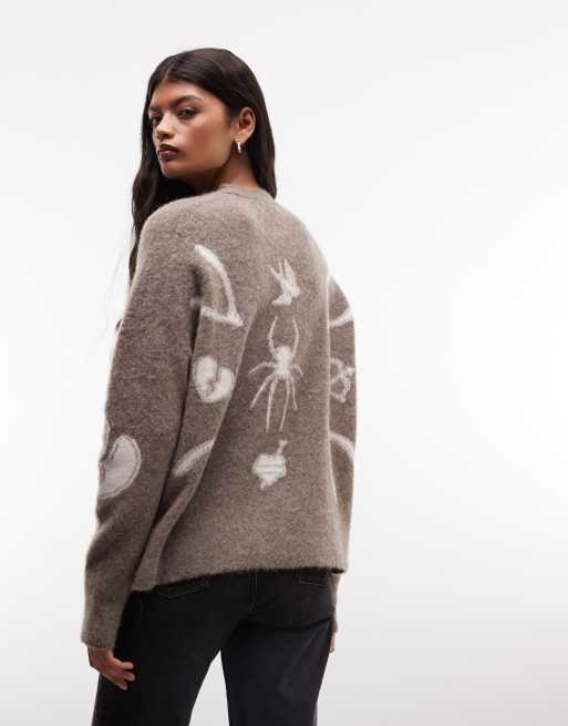 AllSaints - jersey de punto marrón con logo gráfico Charm, 4 de 4