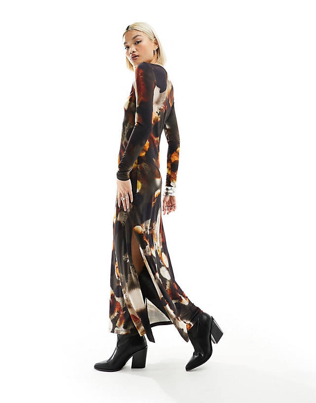 AllSaints - katlyn mars long sleeve printed maxi dress in rust brown