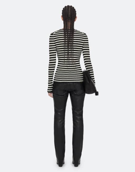 AllSaints - Kay top a rayas con cuello de pico en negro/blanco tiza, 4 de 7
