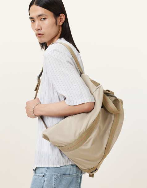 AllSaints – Kei – Rucksack in hellem Khaki mit Seildetail - view 1