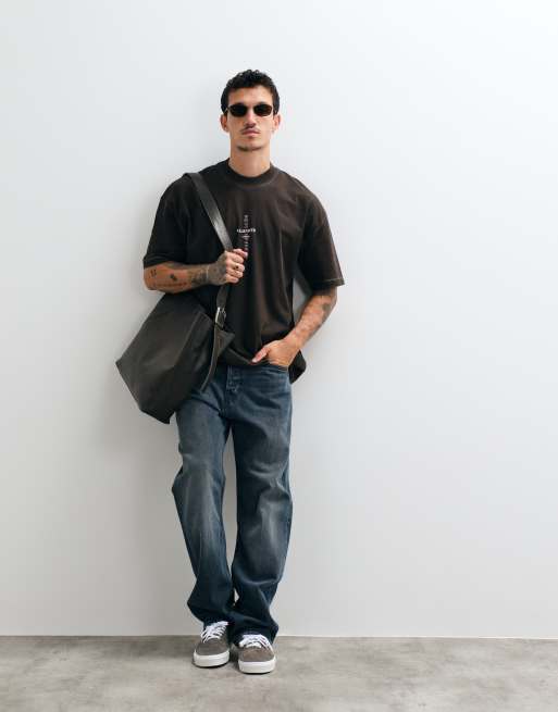 AllSaints Knox t-shirt à manches courtes avec logo brodé graphique en marron foncé, 2 de 5